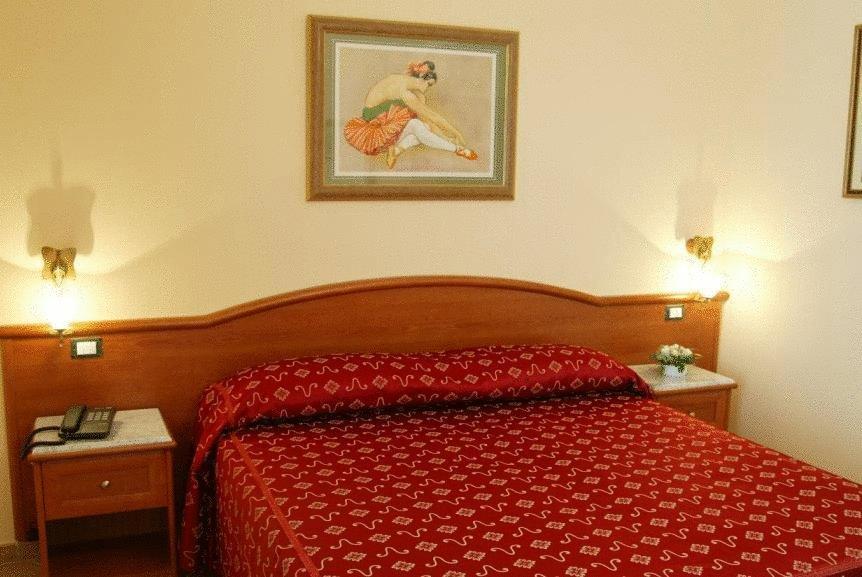 Hermitage Capua Hotel Oda fotoğraf